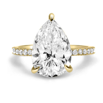 Angela | Pear Moissanite 14k Yellow Gold Engagement Ring
Diamond Daughters
Front View