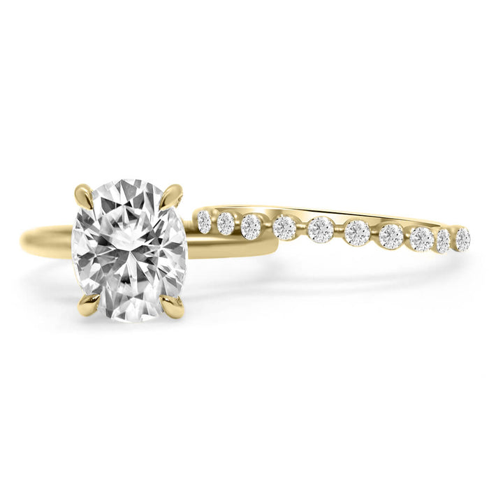 Oval Moissanite Solitaire Engagement Ring Set - Diamond Daughters